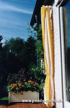 Kit completo de montagem com toldo vertical - raias de bloco amarelo-branco - Galeria de fotos