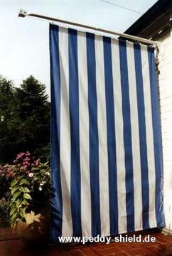 Kit completo de montagem com toldo vertical - raias de bloco azul-branco - Galeria de fotos