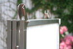 Galeria: Proteco contra vento com pra-vento de ao INOX